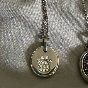 Lia sophia necklace. Like new